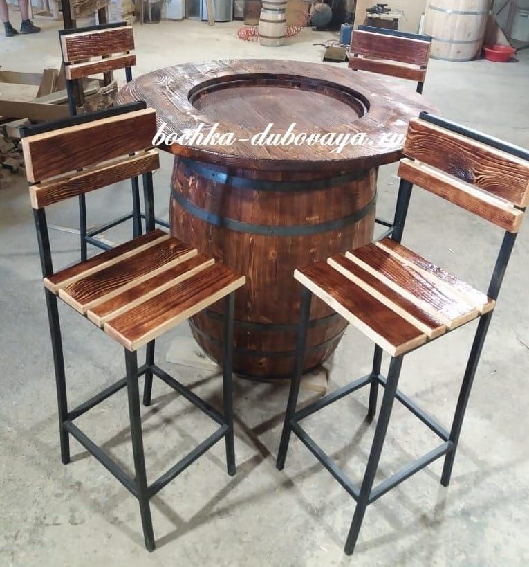 Деревянна бочка стол с барными стульями