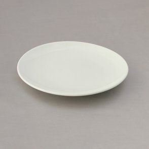 Тарелка плоская без борта 17,5см