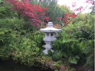 Японский фонарь для сада (белый)