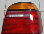 Стоп сигнал HELLA   VW  Golf 91-98     9EL139138-061