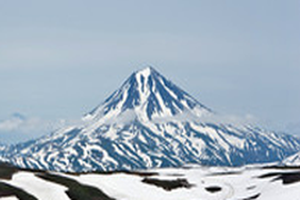 Экскурсия к вулкану Вилючинский на снегоходах (8-10 часов)