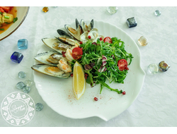 Салаты из морепродуктов