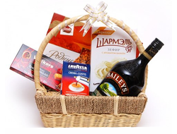 Подарочная корзина Шоколад и ликер
