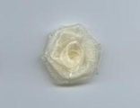 Капроновая роза бледно- кремовая, 3*3 см.