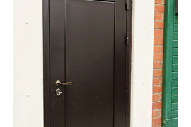 Входная стальная дверь. профильная конструкция с объёмной филёнкой. г. челябинск бар на бейвеля