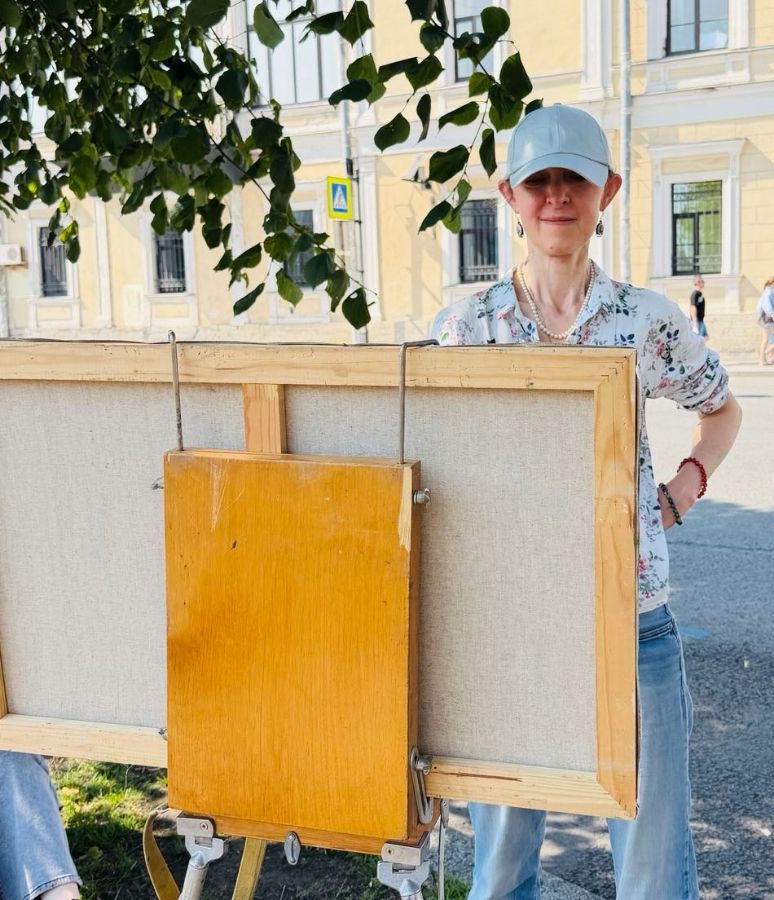Эльмира Петрова &ndash; художник, член Московского Союза художников, преподаватель МГАХИ имени В.И. Сурико