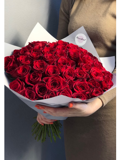 51 красная роза 50-60 см