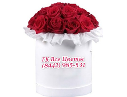 Цветы в шляпных коробках (15 красных роз)