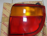 Стоп сигнал Toyota  Caldina 92-   21-23R  81551-21140