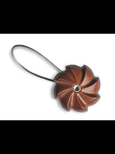 "Муза", подхват на магните из дерева