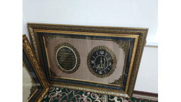 Артикул: МК-11
Мусульманская картина-часы с надписью на арабском языке "Аллах" и "Аят аль-Курсий"
Материалы: багет, стекло.
Размеры: 120х80 см
Цена: 21.900 руб.
Скидка: 1000 р.