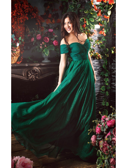 Изумрудное зеленое шифоновое вечернее платье с открытыми плечами