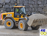 Стекло правое закаленное JCB 426zx, 456zx