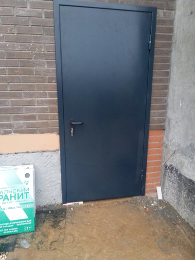 Дверь техническая одностворчатая (Цена при оптовом Заказе от 100 дверей)