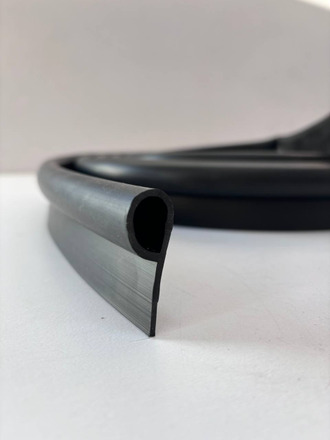 Р-ОБРАЗНЫЙ УПЛОТНИТЕЛЬ D15L43