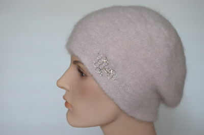 Розовый вязаный женский берет Vizio Италия 6945 B