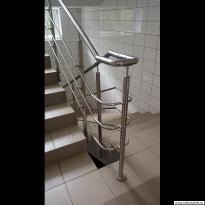 Лестничные ограждения из нержавеющей стали (боковое крепление стоек)