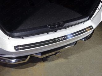 Накладка на бампер Toyota Fortuner 2015-н.в. Зеркальный лист Toyota