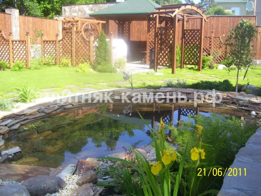 облицовка искусственного водоема натуральным камнем 