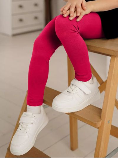 Футболка и леггинсы