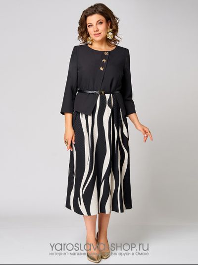 Платье женское А-силуэта в черно-белом цвете