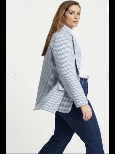 Блейзер женский классического кроя, однобортный