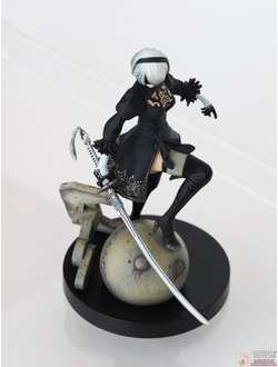 Фигурка Йорха-2B (YoRHa No. 2 Type B)