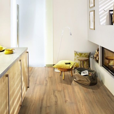 Биополы Wineo PURLINE 1000 wood Canyon Oak PL007R в интерьере кухни