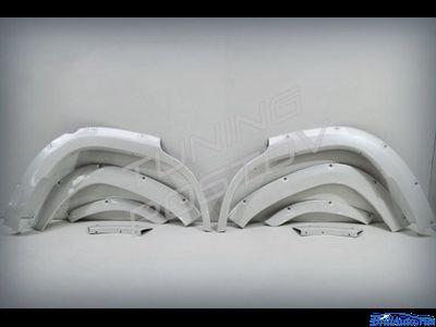 Расширители арок (фендера) Toyota Land Cruiser 200 2016+