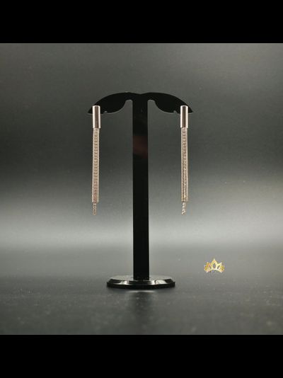 Длинные серьги из цепочек с кристаллами в серебристом оттенке 7,5см