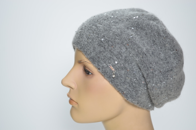 Серый итальянский берет с пайетками осень зима 2024 - 2025