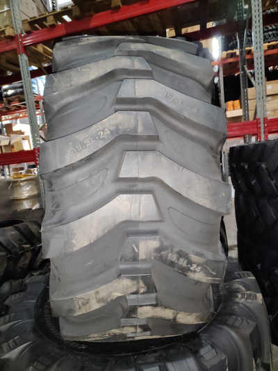 Шина на экскаватор 19.5L-24 12PR Superguider R-4 QH601