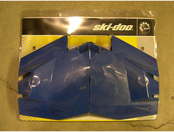 Защита передних рычагов оригинальная BRP 860200206 для BRP Ski-Doo (Несколько цветов на выбор)