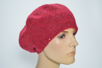 Итальянский красный берет с пайетками