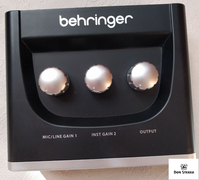 BEHRINGER UM2 внешняя звуковая карта USB