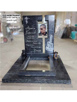 Памятник на могилу со стеклом из синего гранита