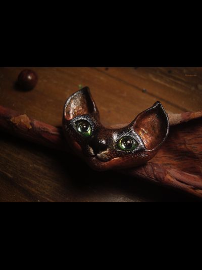 Необычная брошь с котом "Осенний Уголёк"