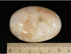 Стильбит, полировка, Индия (53*40*21 мм, 67 г) №35612