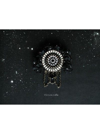 Брошь в готическом стиле "Тайна Галактики"