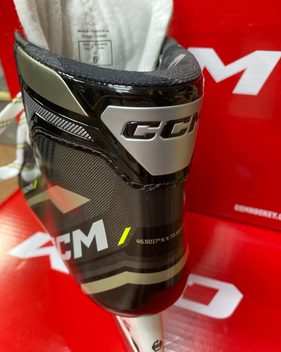 Коньки CCM super TACKS TITANIUM 5 Bandy JR