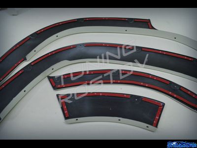 Расширители арок (фендера) Toyota Land Cruiser 200 2016+