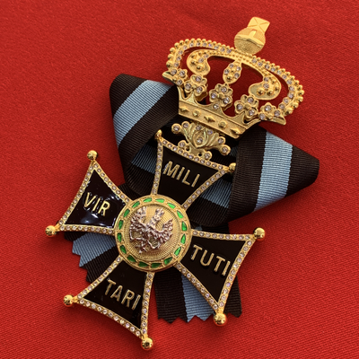 Орден Виртути Милитари или Военного Достоинства 1-й степени со стразами и бантом из муаровой ленты. Полноразмерная копия LUX! Лот № 60.