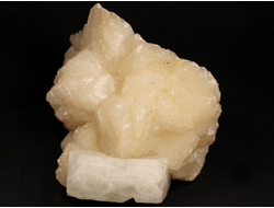 Стильбит, Апофиллит, Индия (77*65*53 мм, 233 г) №28814