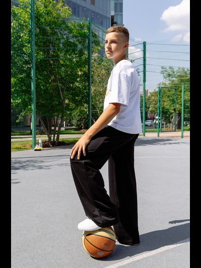 Спортивные брюки с утяжками черные