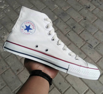 All white ladies converse online