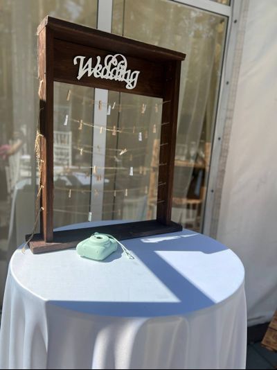 Стенд для фото с прищепками