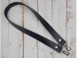 Ремень для сумки кожаный 50 см с карабинами цвет черный
