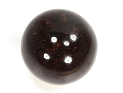 Шар Гранат Альмандин, Индия (28 мм, 45 г) №35926