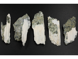 Брусит (немалит), волокнистый брусит в ассортименте, Россия, КЧР, Урупский район, м-ние. Белые осыпища (40-50 мм, 3-9 г) №29682