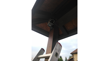 Установка камеры без проводов и монтажных коробок.